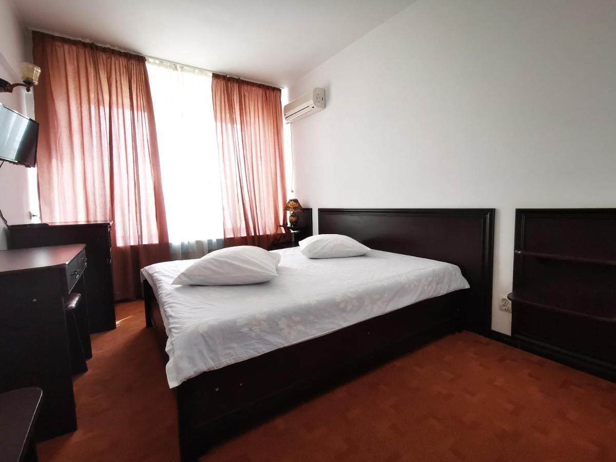 Hotel Unirea Focsani Exterior photo