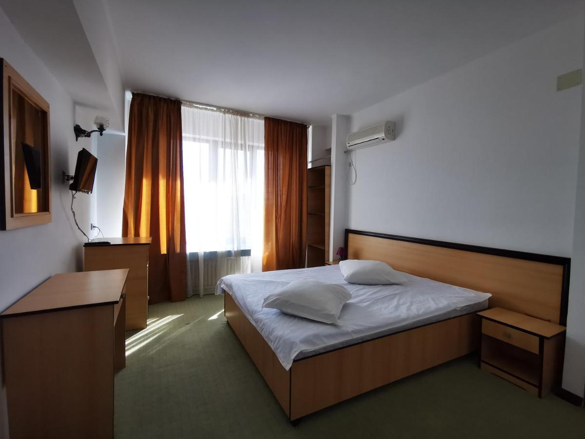 Hotel Unirea Focsani Exterior photo