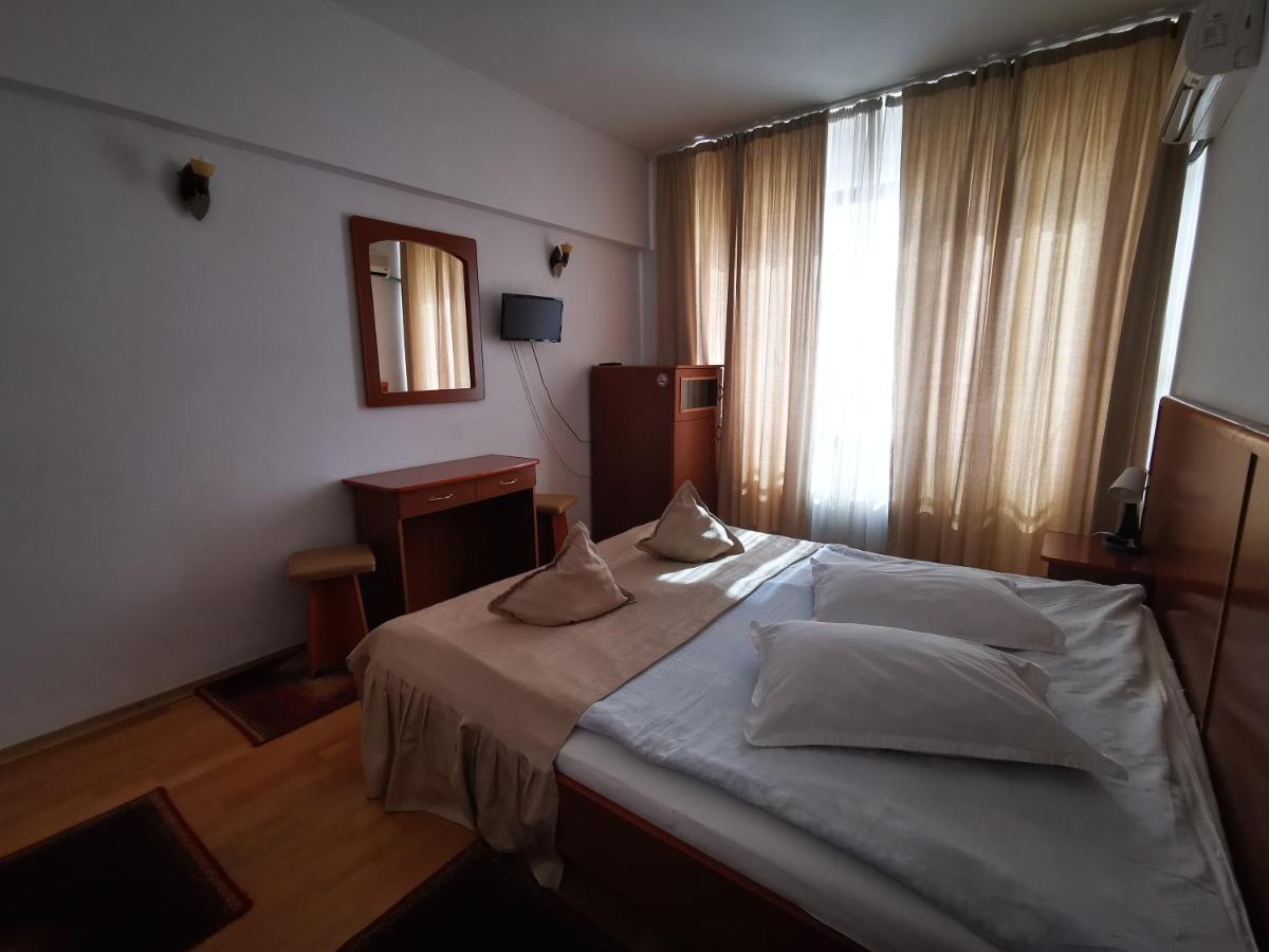Hotel Unirea Focsani Exterior photo